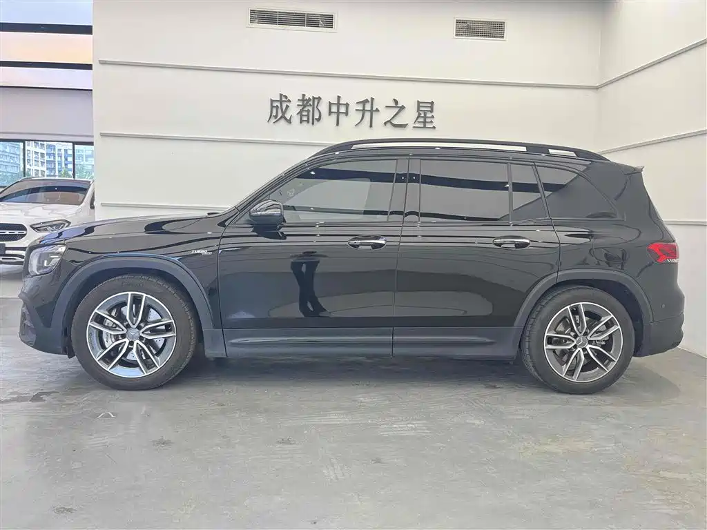 Mercedes-Benz GLB AMG 2023