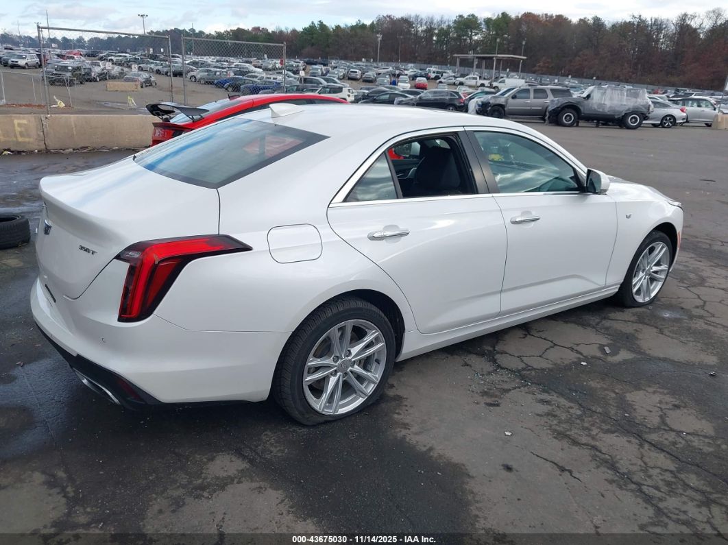 Cadillac CT4 2023