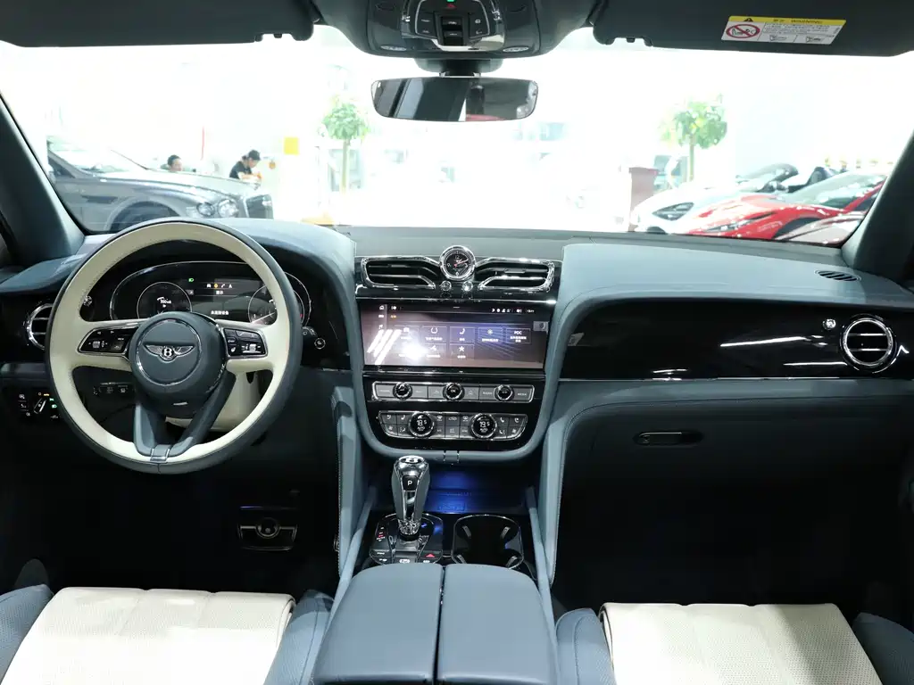 Bentley Bentayga 2022