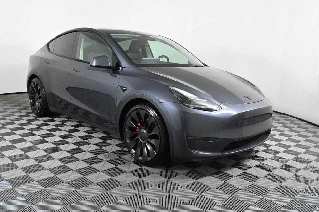 Tesla Model Y 2022