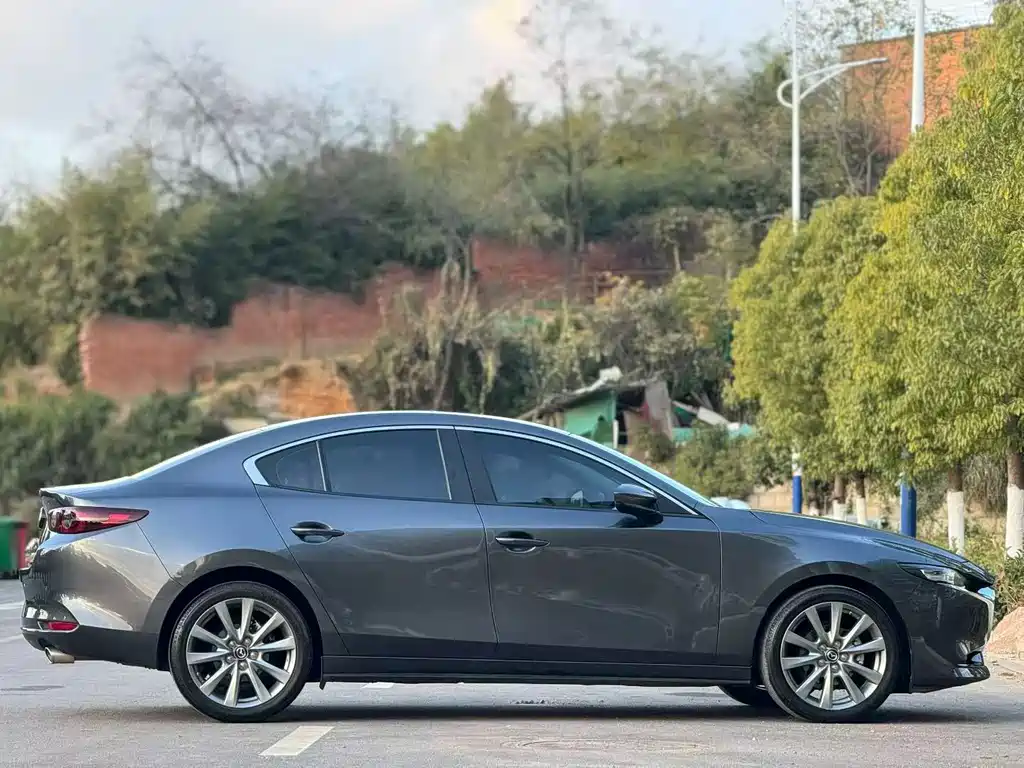 Mazda 3 2022