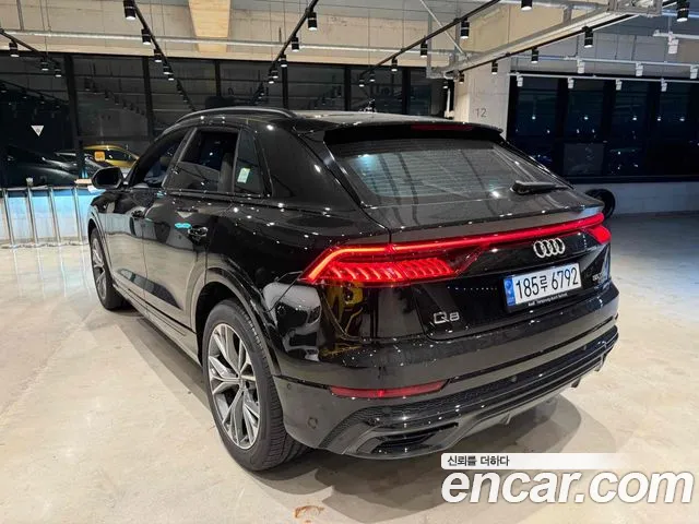 Audi Q8 2022