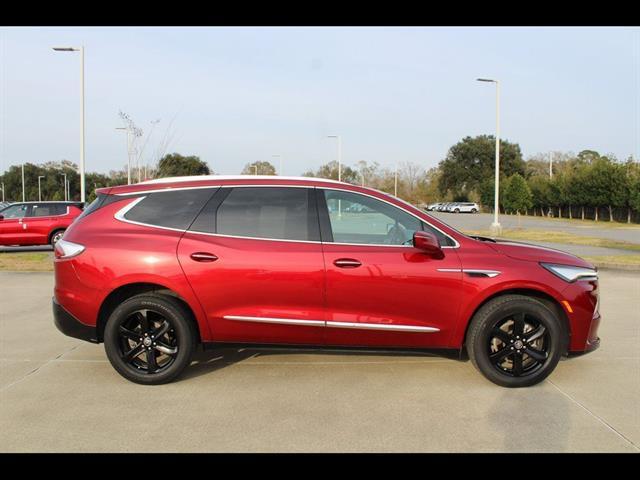 Buick Enclave 2023