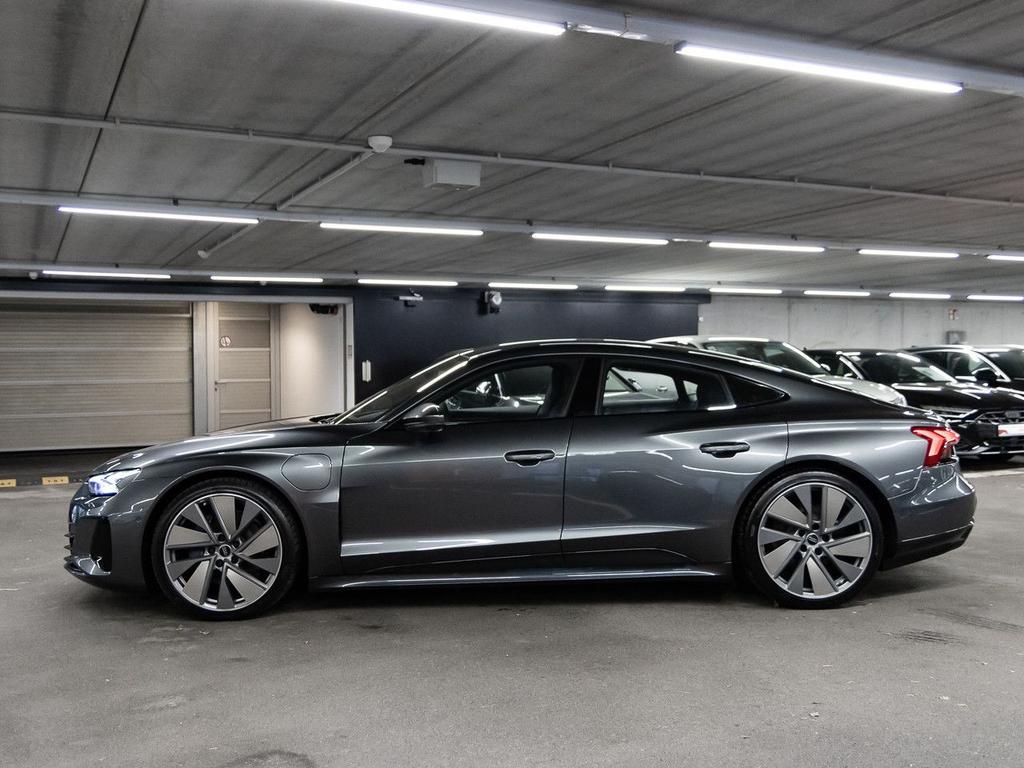 Audi e-tron GT 2024