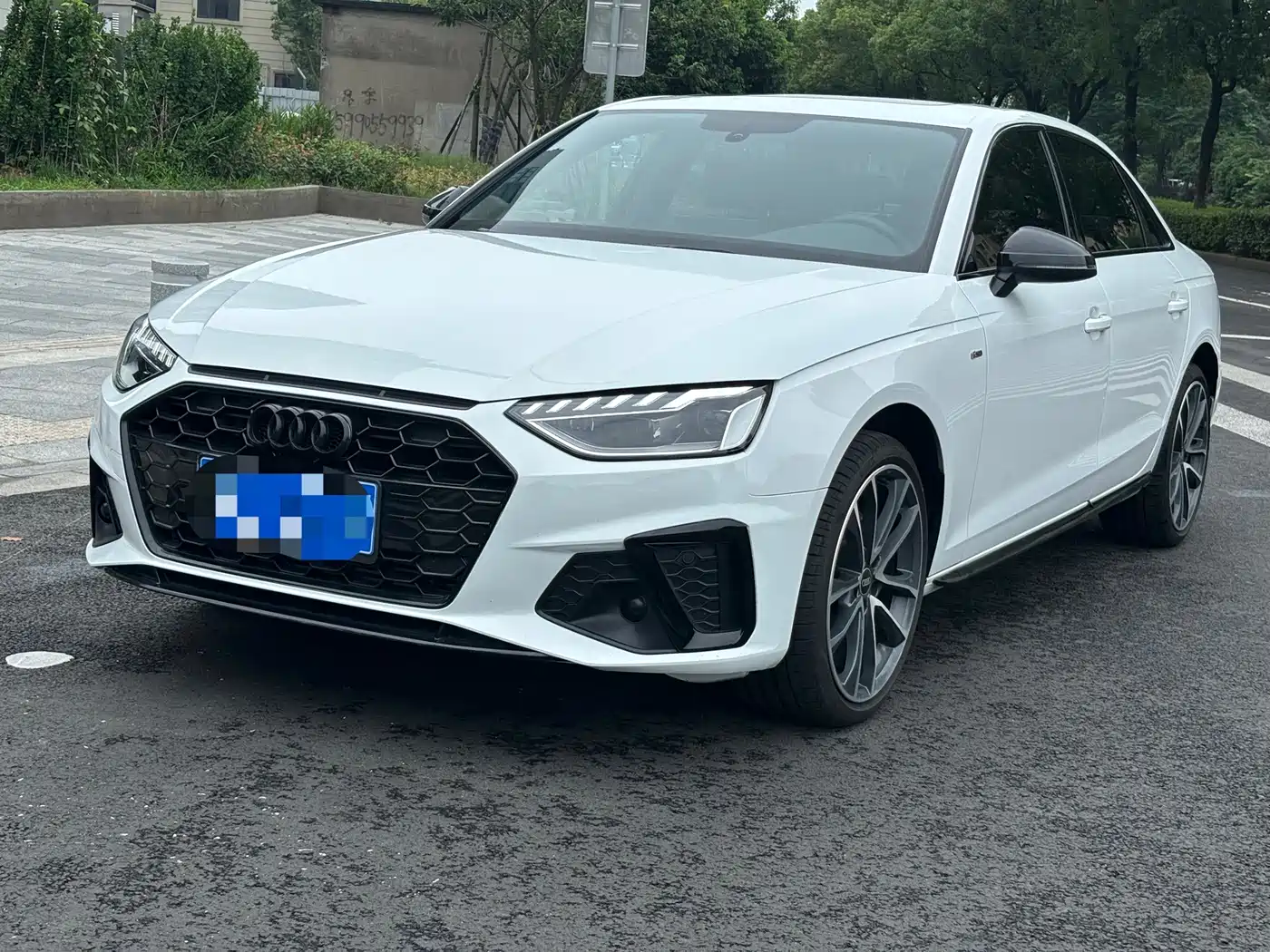 Audi A4 2025