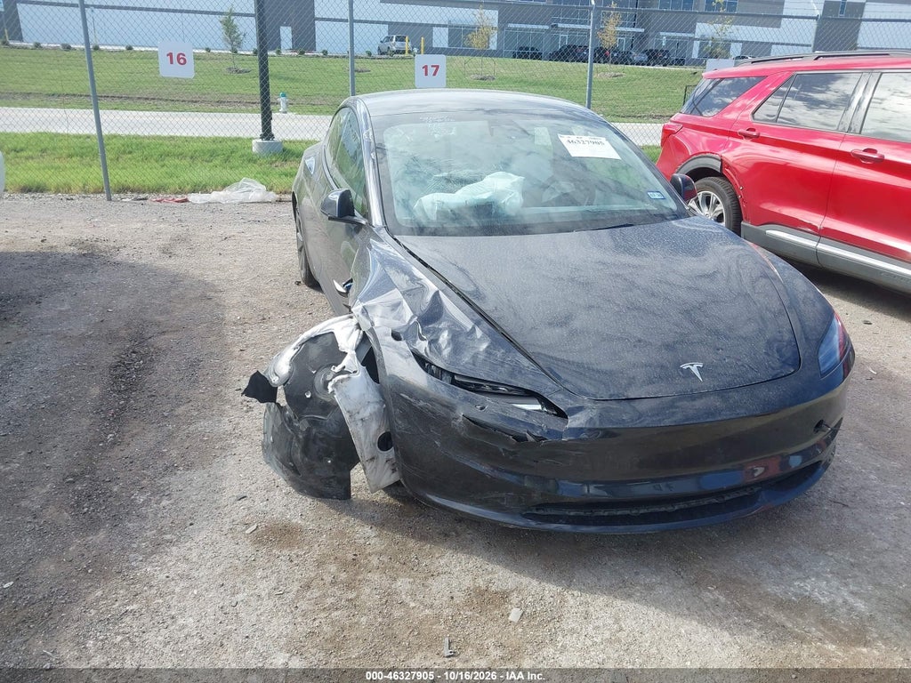 Tesla Model 3 2024