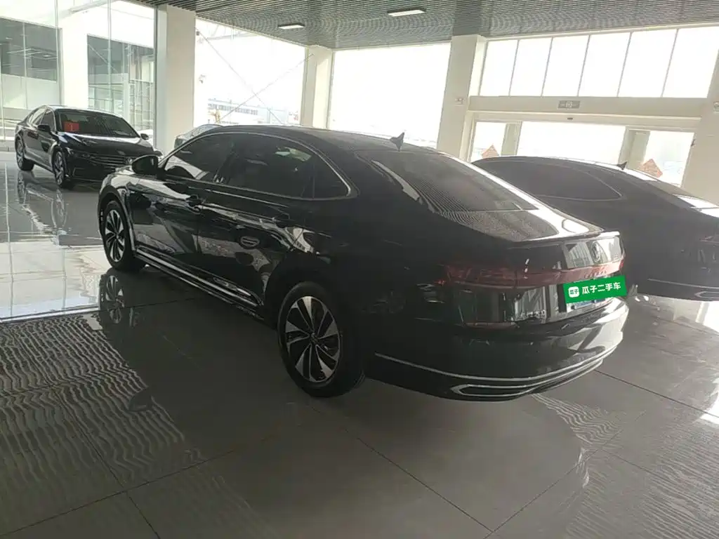 Volkswagen Passat 2022