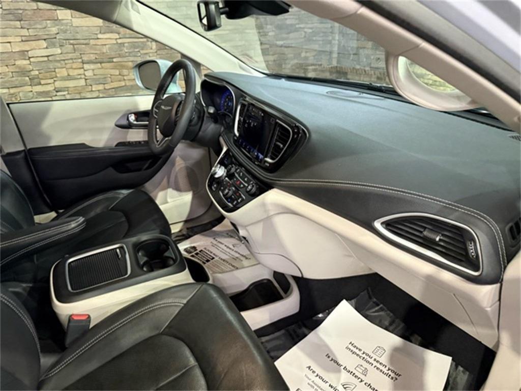 Chrysler Pacifica 2022
