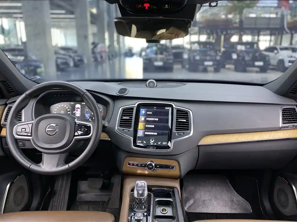 Volvo XC90 2022