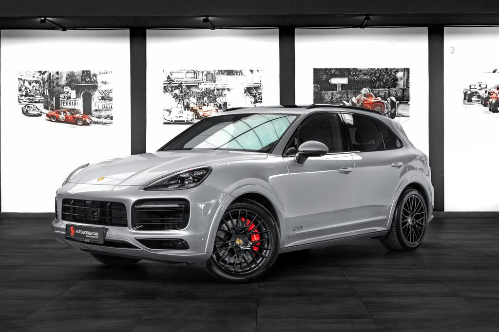 Porsche Cayenne 2022