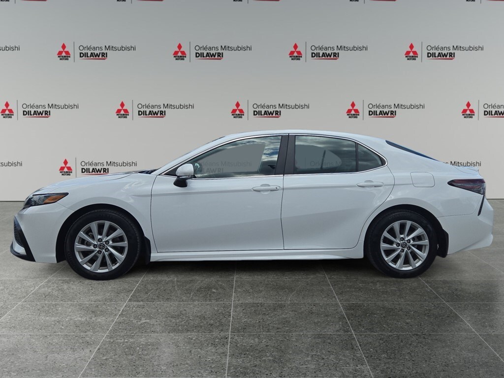 Toyota Camry 2024