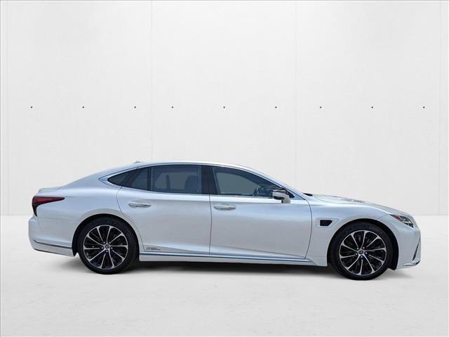 Lexus LS 2022