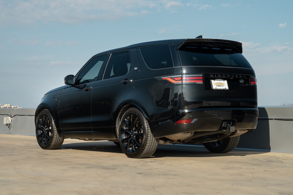 Land Rover Discovery 2023