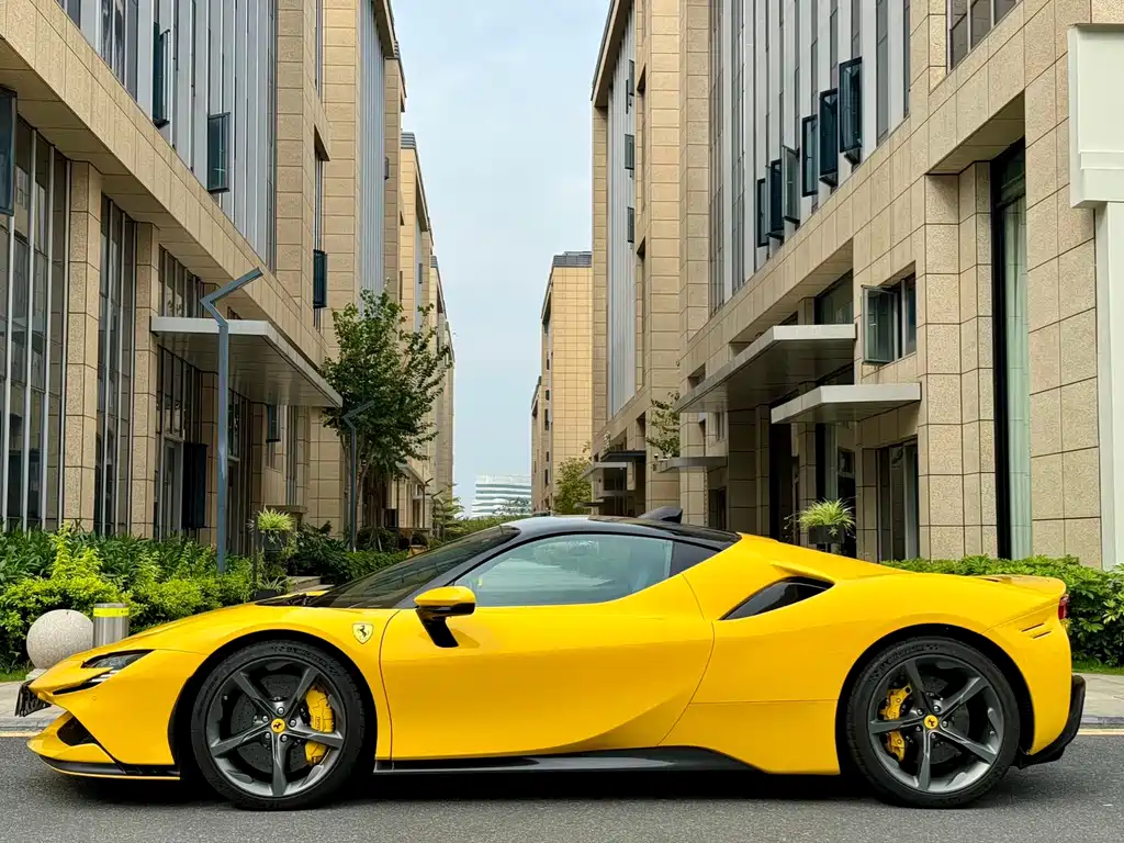 Ferrari SF90 2022