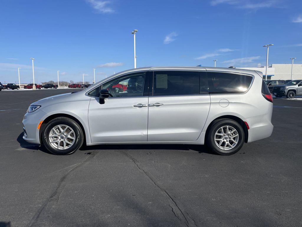 Chrysler Pacifica 2024