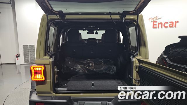 Jeep Wrangler 2025