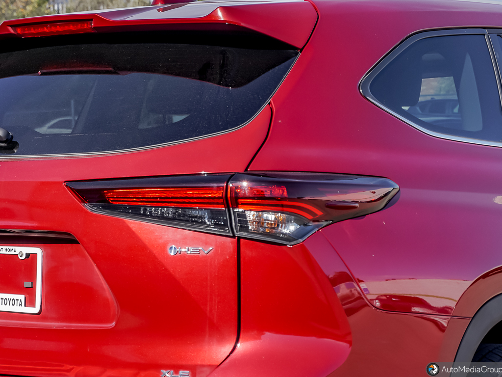 Toyota Highlander 2025