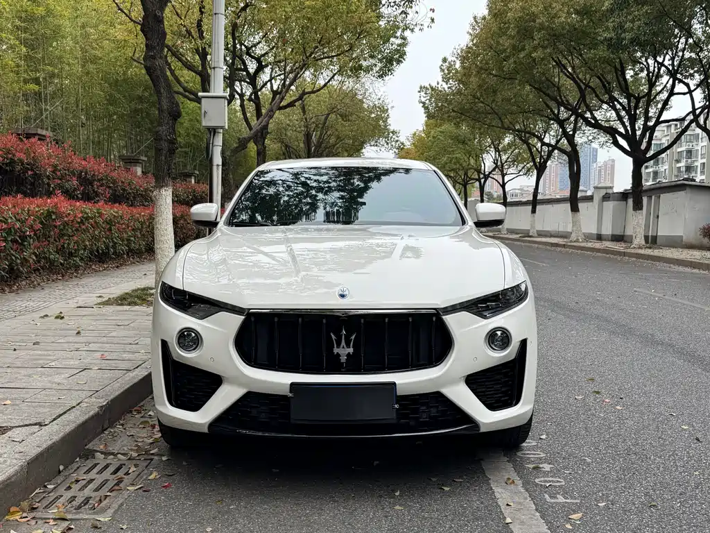 Maserati Levante 2022