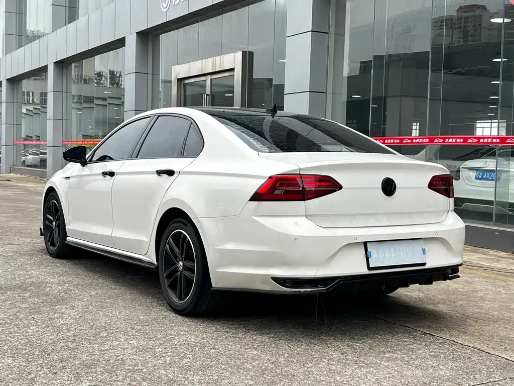 Volkswagen Lamando 2021