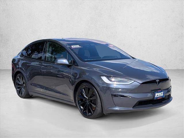 Tesla Model X 2022