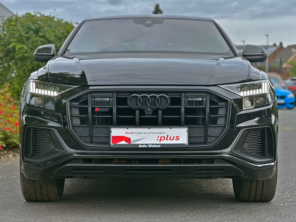 Audi SQ8 2023
