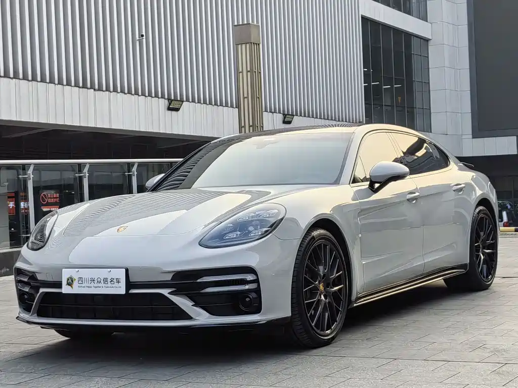 Porsche Panamera 2020