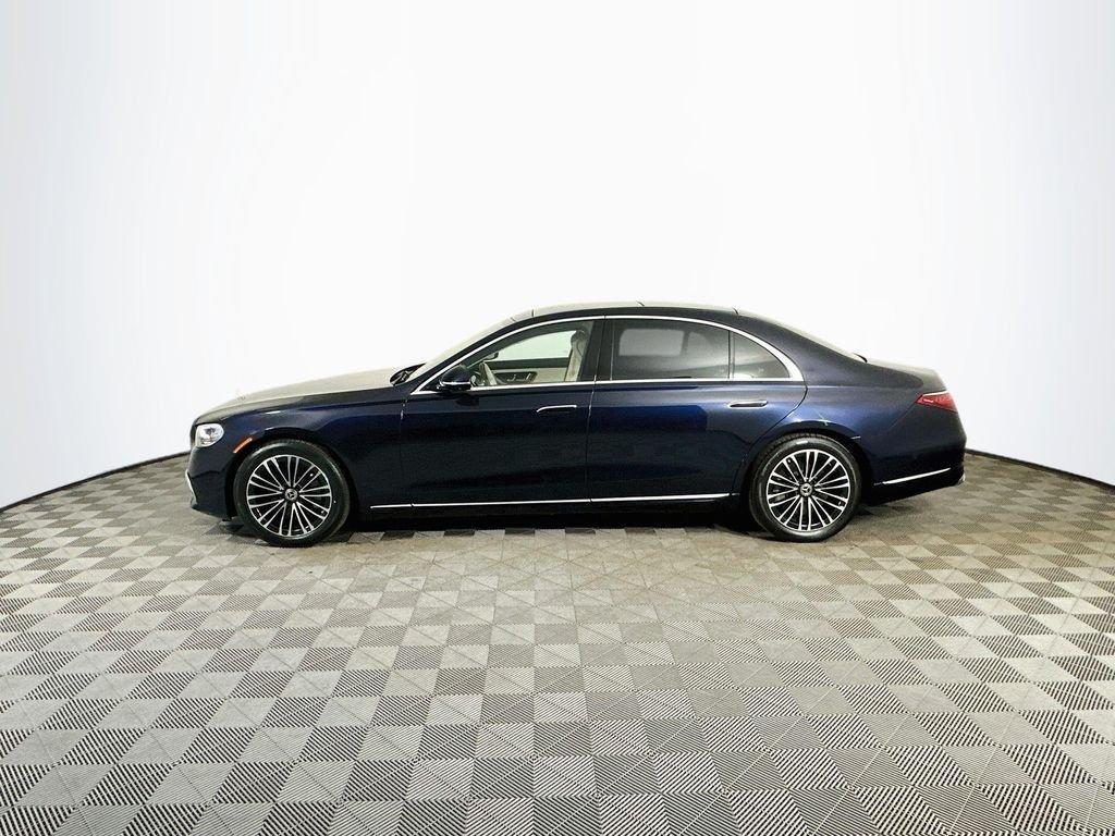 Mercedes-Benz S-Класс 2024
