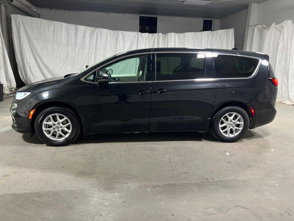 Chrysler Pacifica 2023
