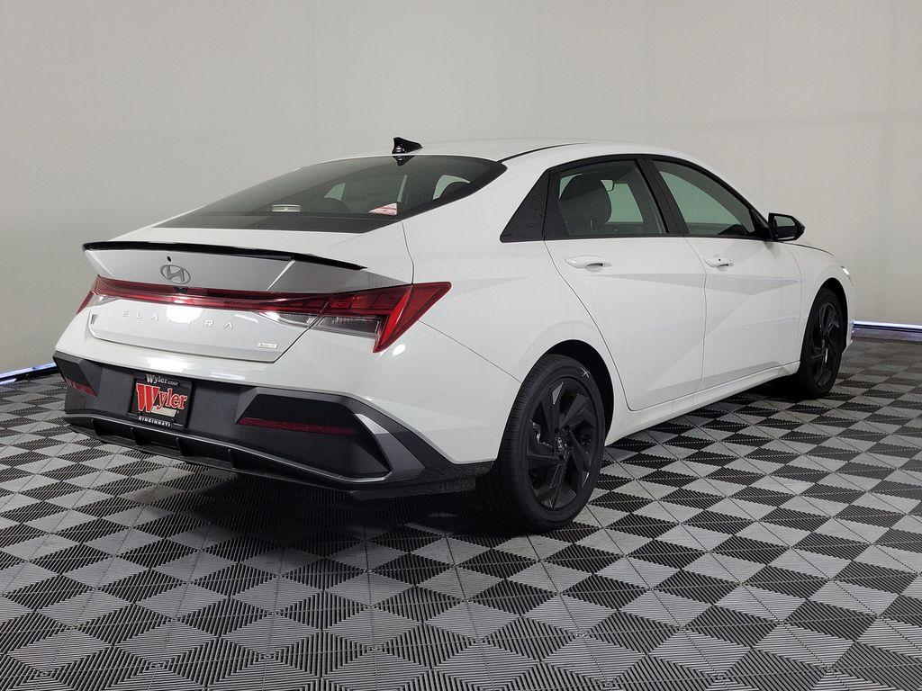 Hyundai Elantra 2026