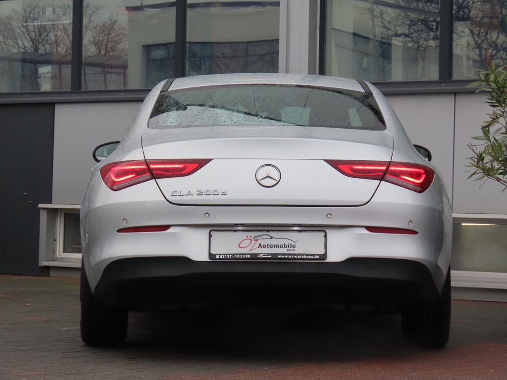 Mercedes-Benz CLA 200 2021