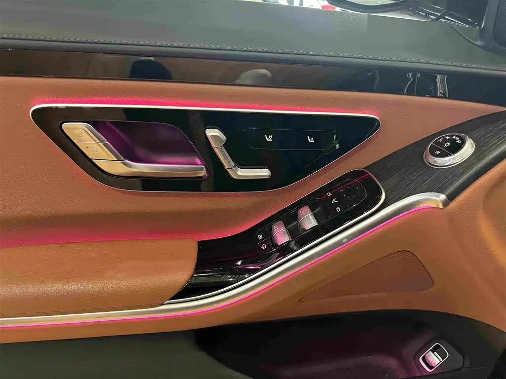 Mercedes-Benz S-Класс 2022