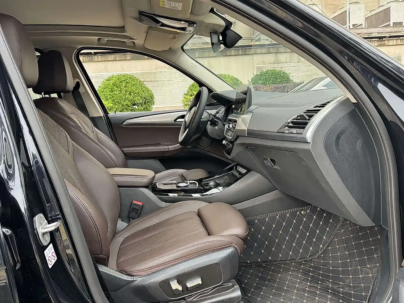 BMW iX3 2023