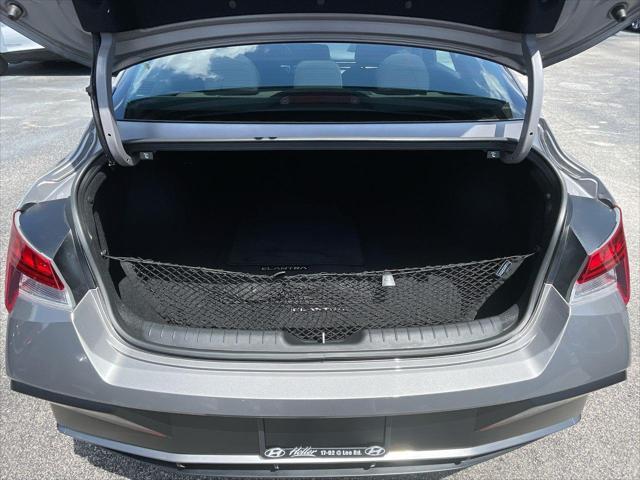 Hyundai Elantra 2024