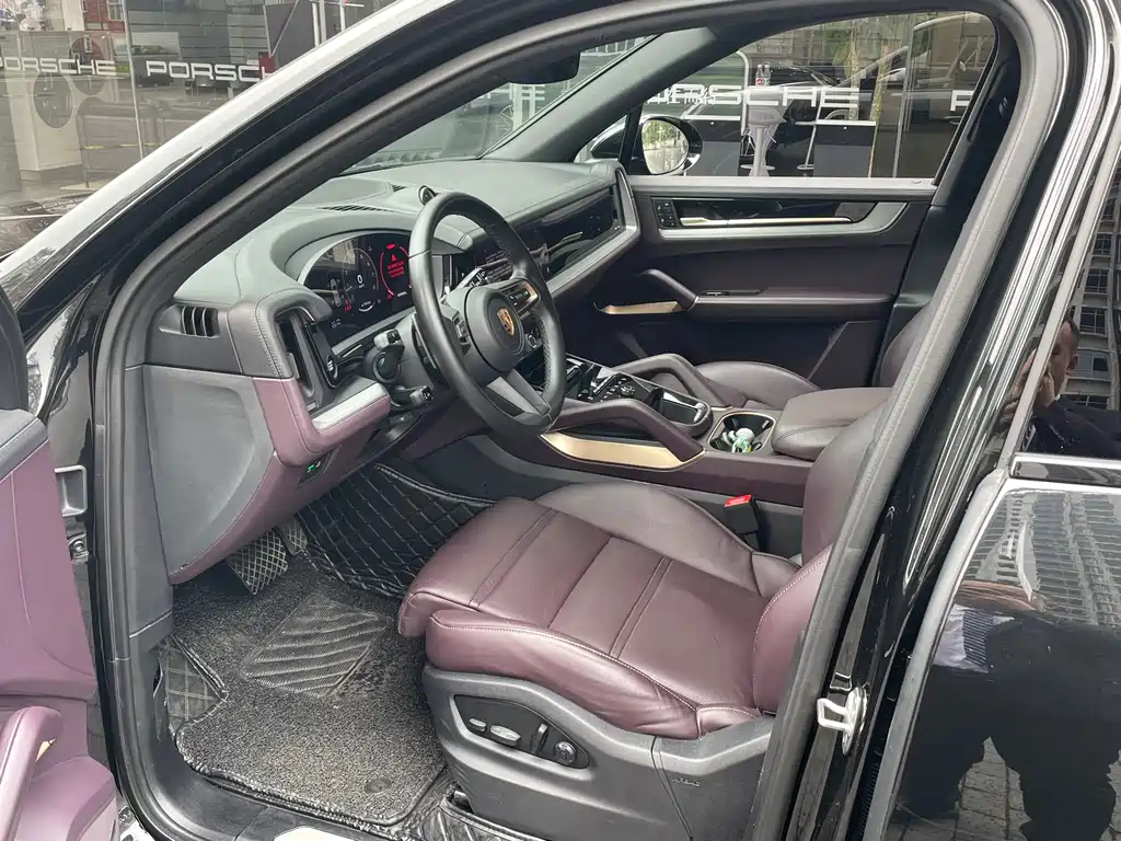 Porsche Cayenne 2024