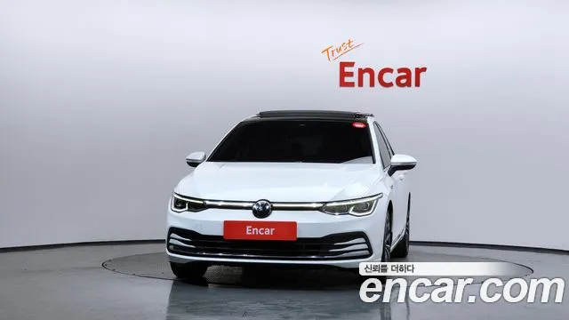 Volkswagen Golf 2024