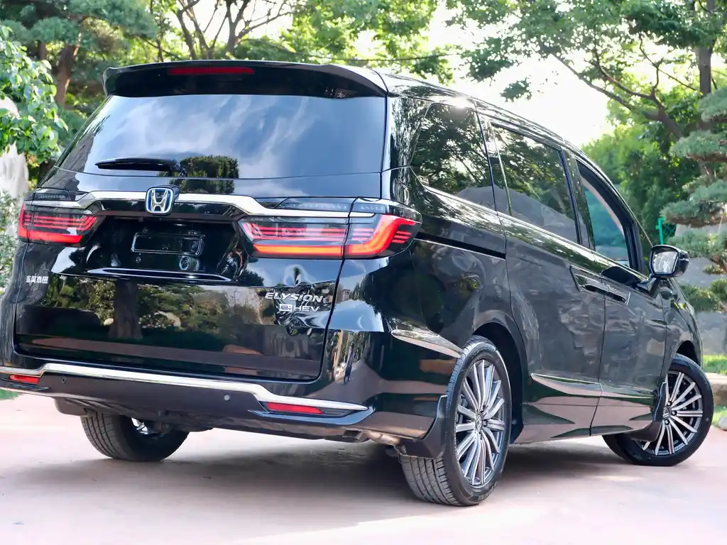 Honda Elysion 2023