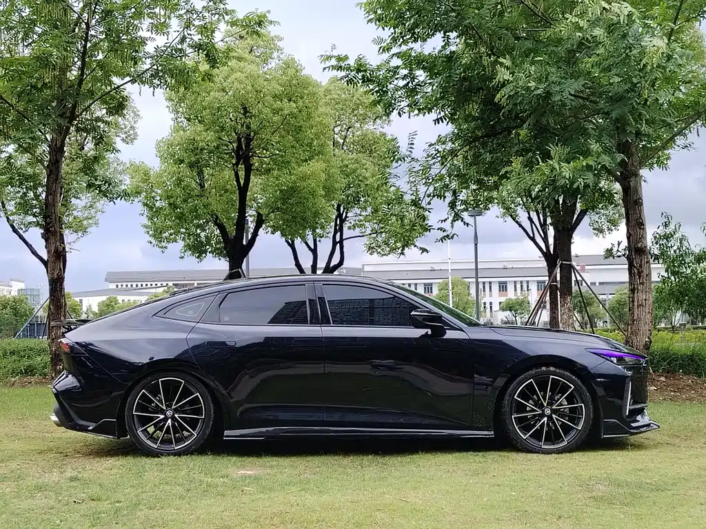 Changan UNI-V 2022