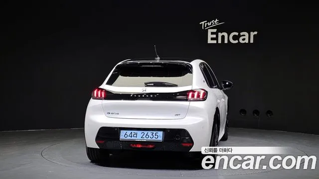 Peugeot 208 2022