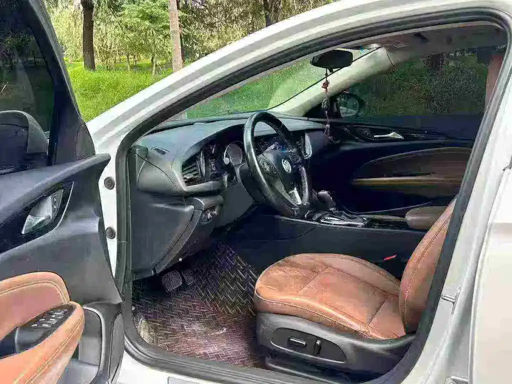 Buick Regal 2020
