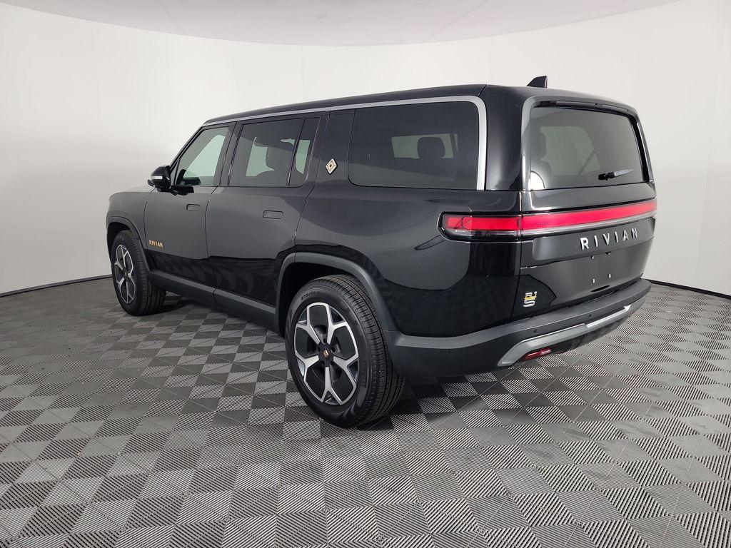 Rivian R1S 2024