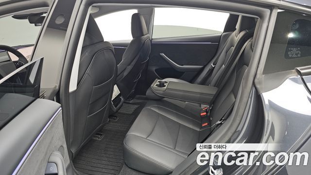 Tesla Model 3 2025