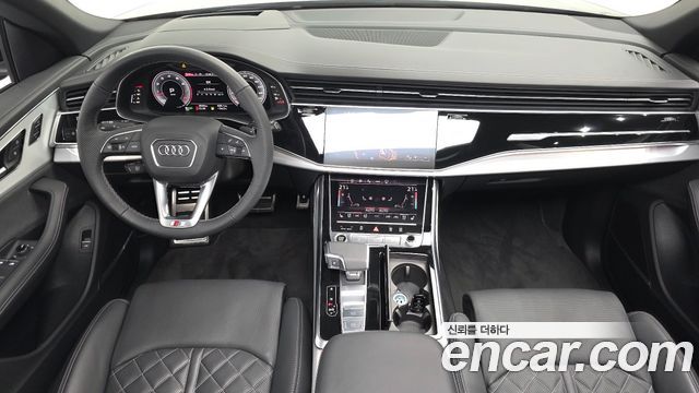 Audi Q8 2024