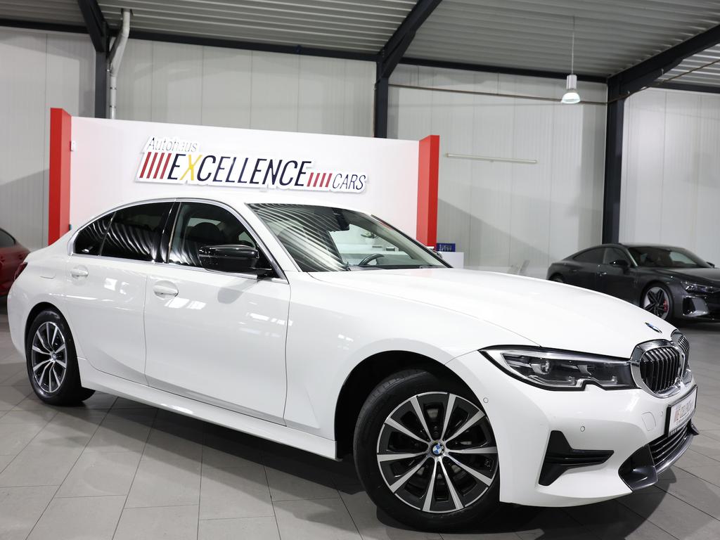 BMW 318 2022