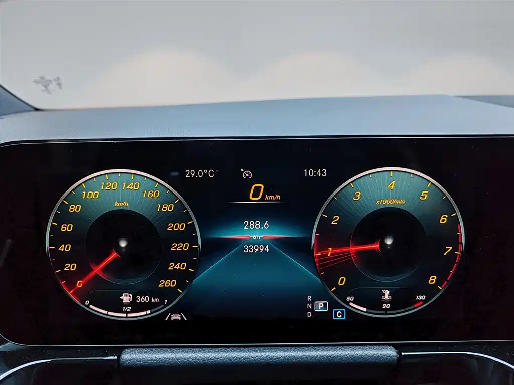 Mercedes-Benz GLA 2023