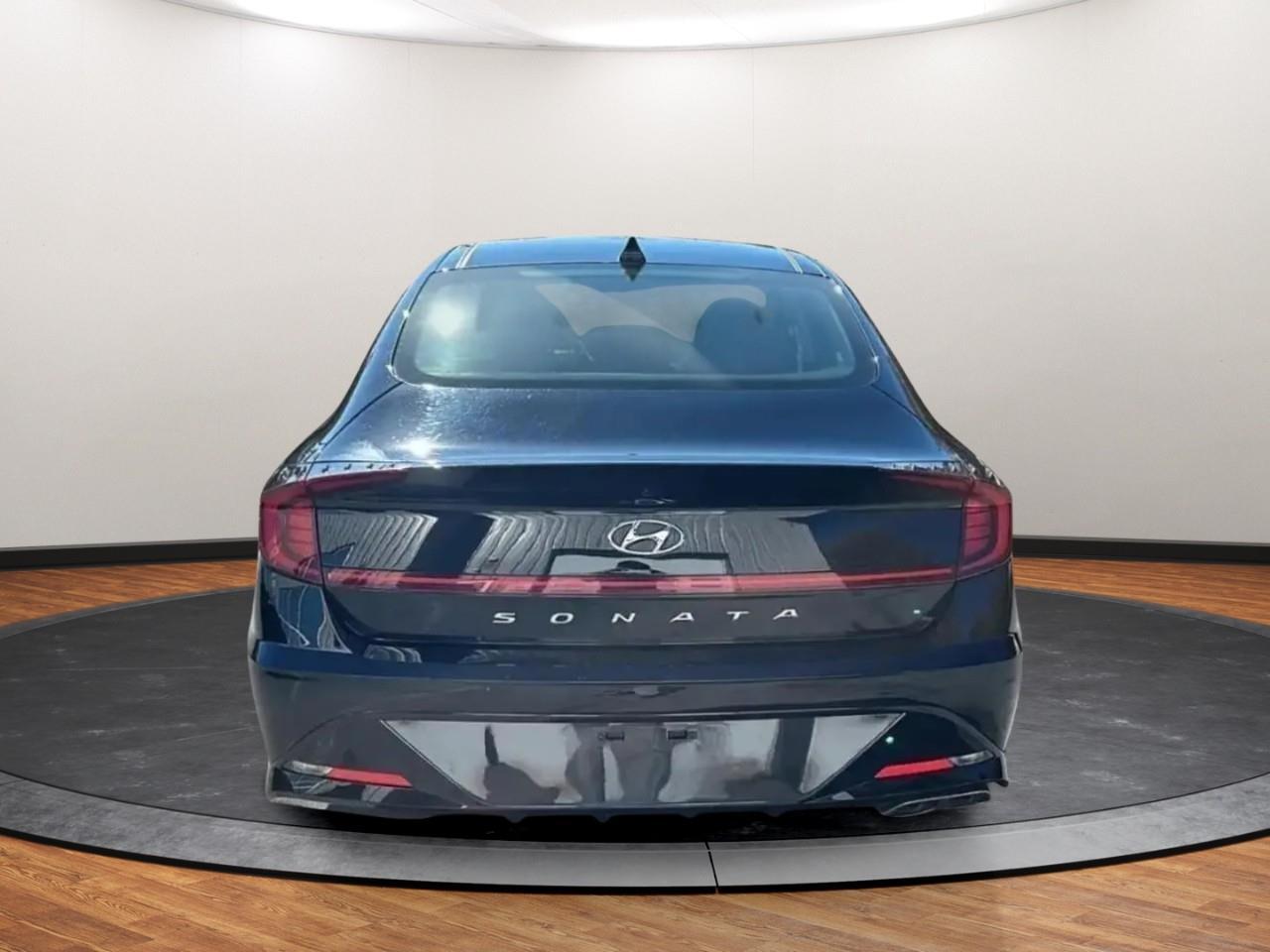 Hyundai Sonata 2022