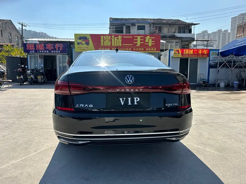 Volkswagen Passat 2022