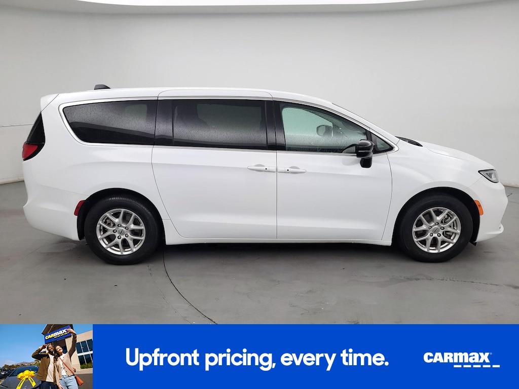 Chrysler Pacifica 2024