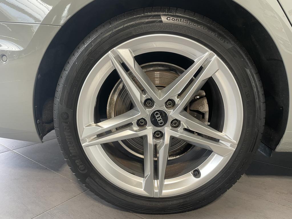 Audi A4 2022