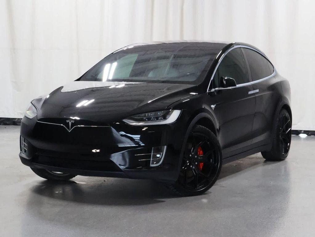 Tesla Model X 2021