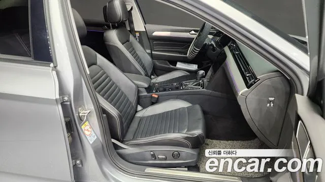 Volkswagen Passat 2022